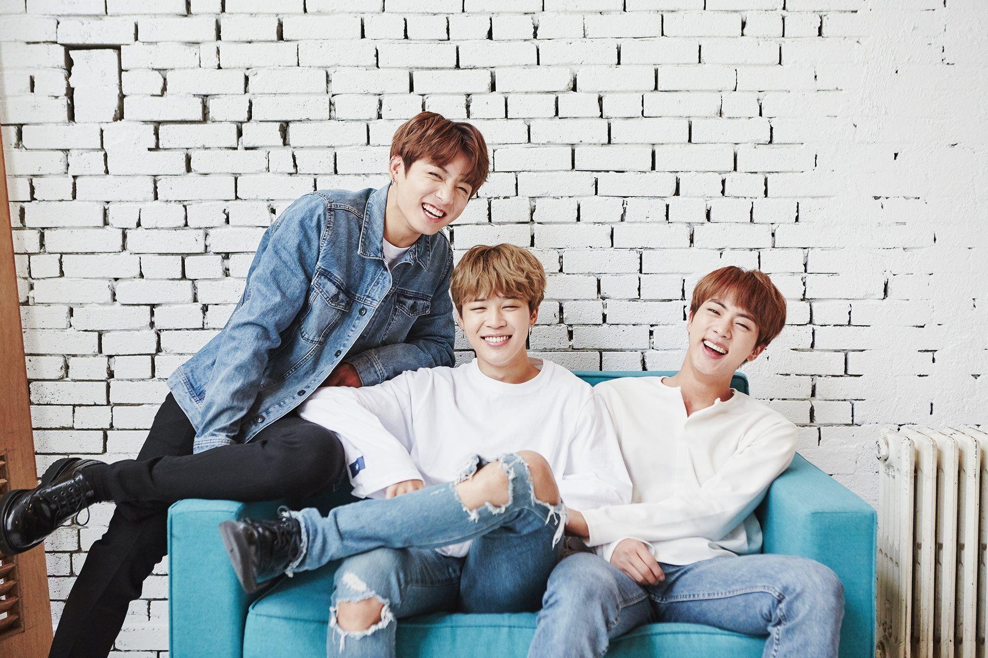 2000x1340 BTS Is The Perfect Family In Heartwarming And Funny Photo, Desktop