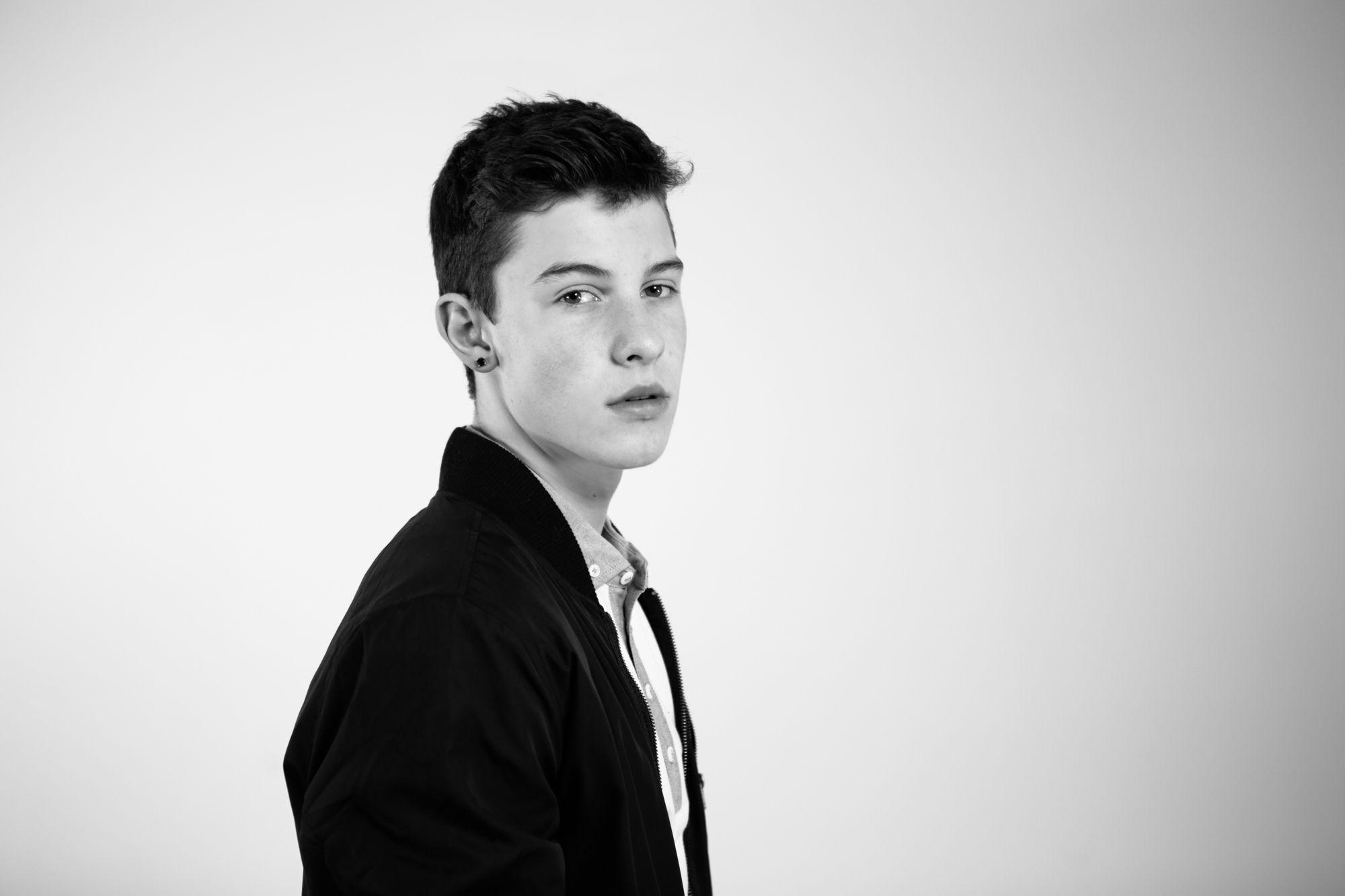 2000x1340 HD Shawn Mendes Wallpaper, Desktop