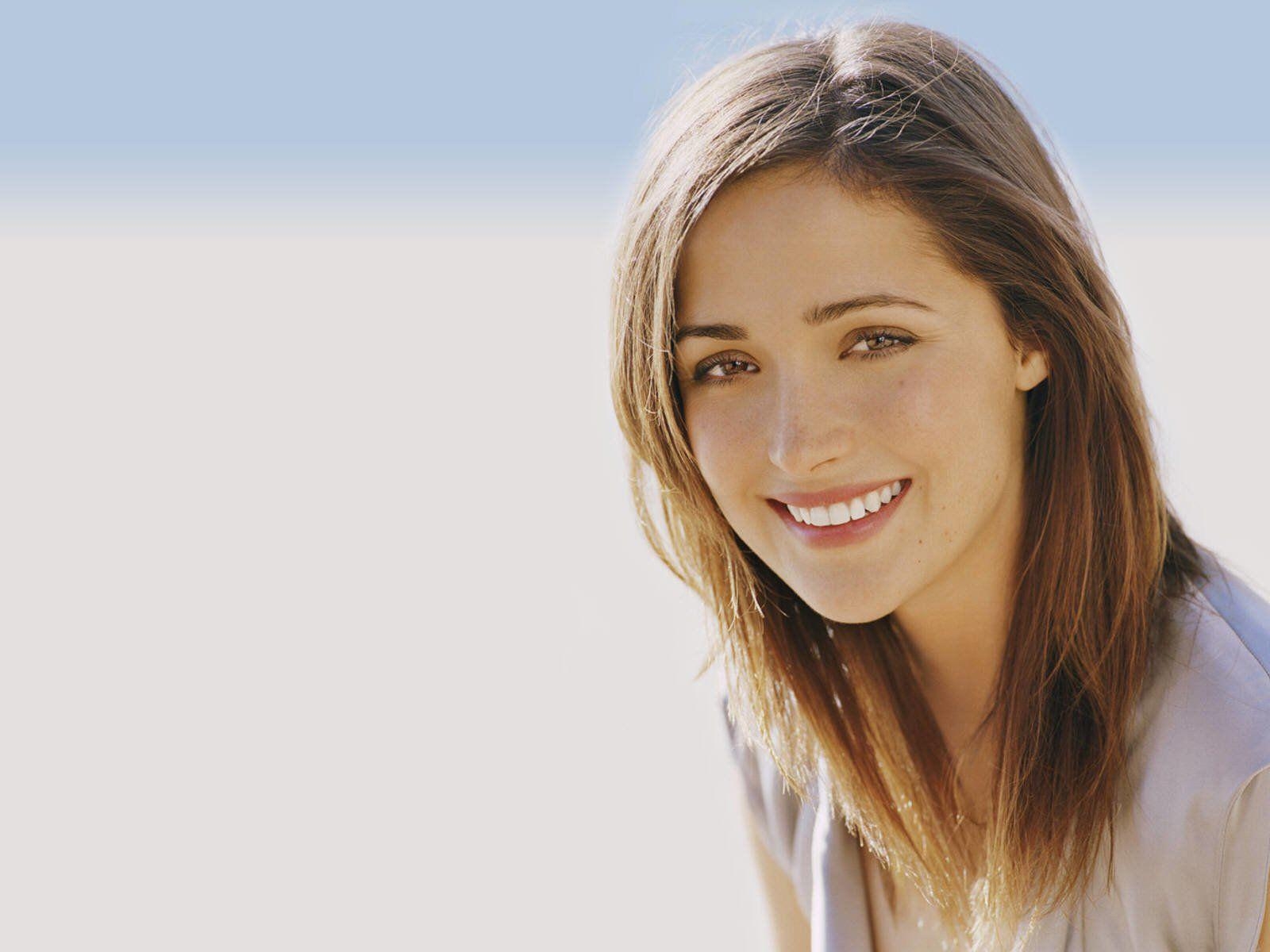 1600x1200 Rose Byrne HD Wallpaper, Desktop