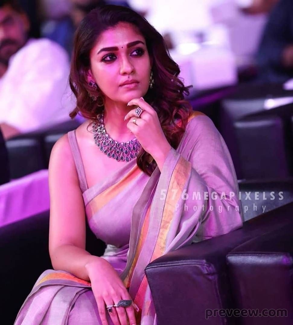 980x1080 Nayanthara Exclusive Photo in Saree from Vikatan Awards (181) #nayanthara #nayantharainsaree #v. Saree photohoot, Nayanthara in saree, Beautiful indian actress, Phone