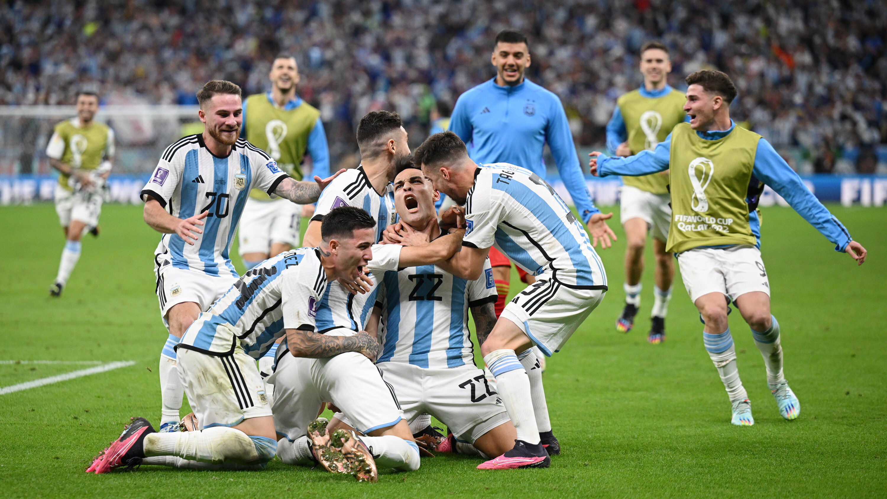 3000x1690 Argentina Survives the Netherlands' Comeback to Keep Messi's World Cup Alive, Desktop