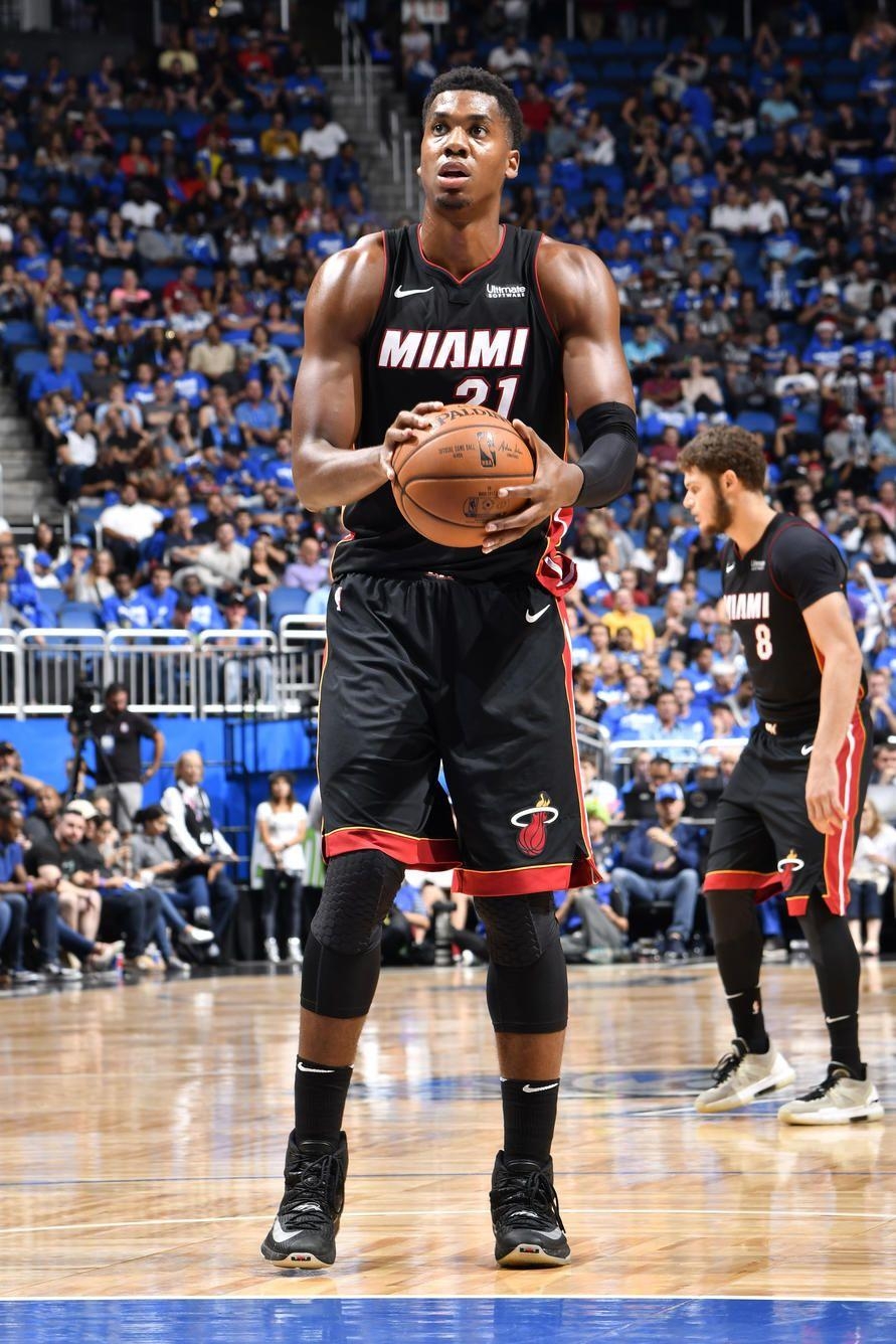 900x1340 Hassan Whiteside 2017 18 Regular Season Gallery, Phone