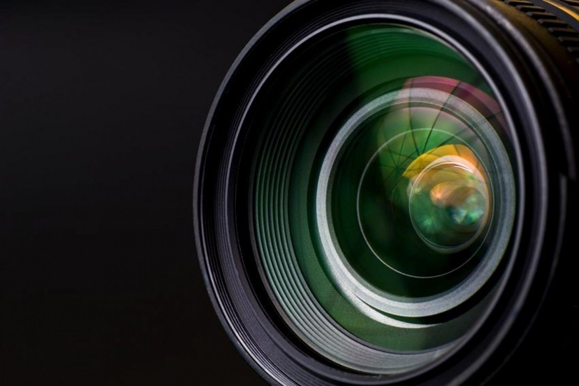 1900x1270 Camera Lens Wallpaper HD. Camera wallpaper, Black wallpaper, Desktop