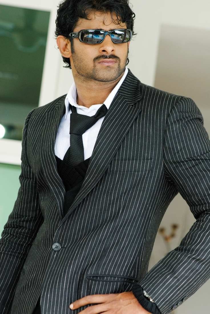 740x1100 Prabhas as BILLA, Phone