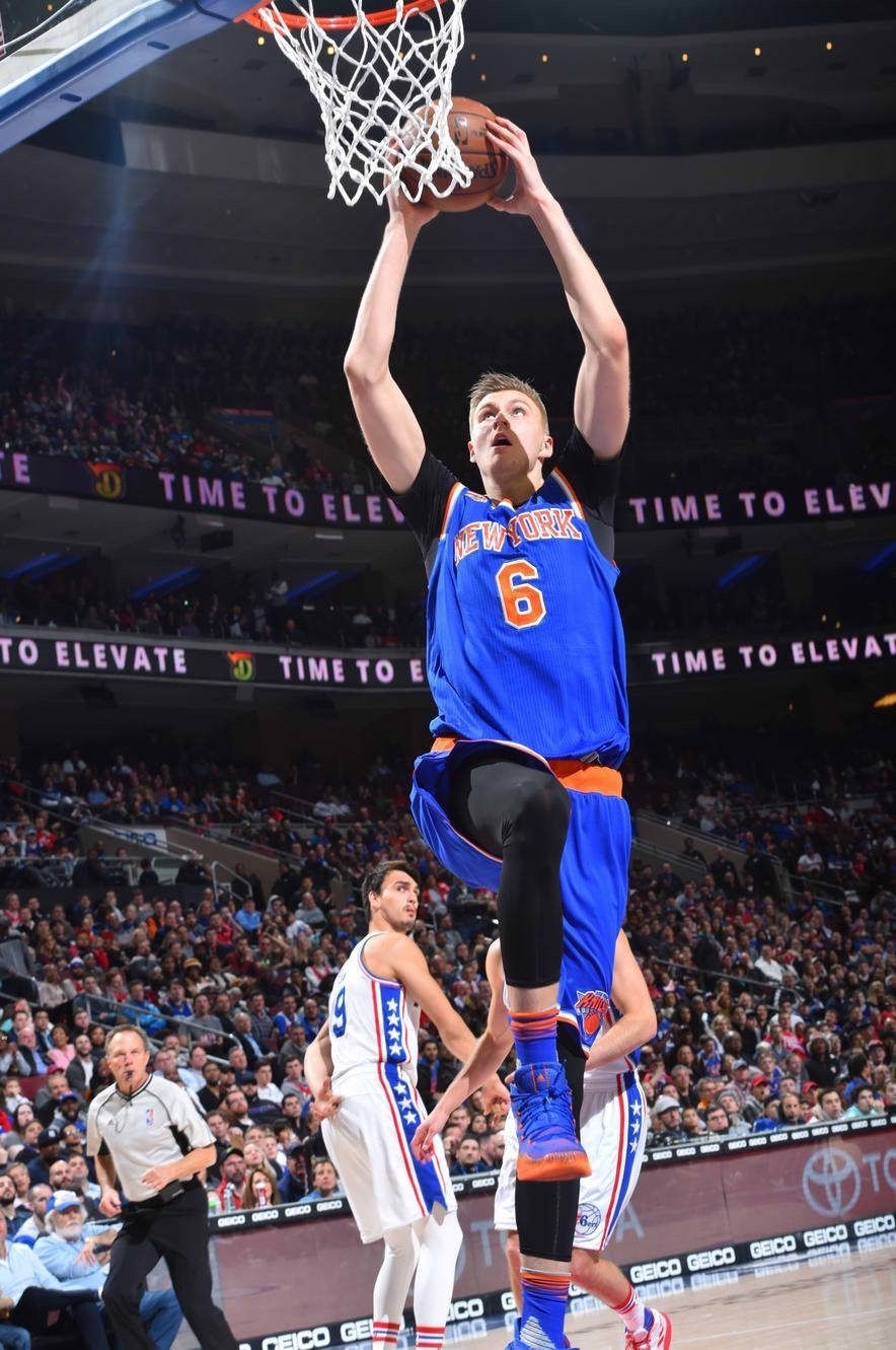 890x1340 Kristaps Porzingis. Ny knicks, Kristaps porziņģis, Sports basketball, Phone