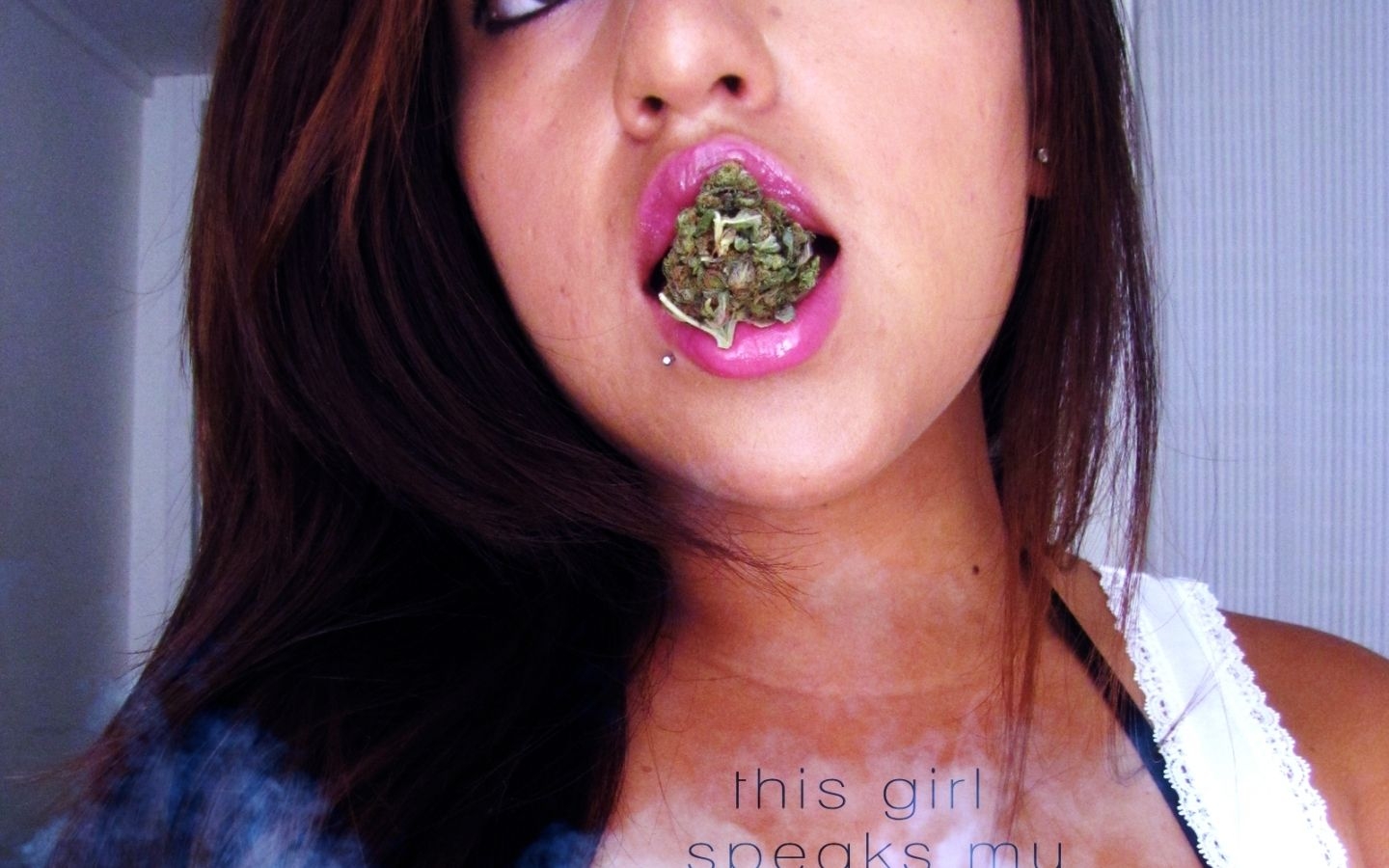 1440x900 Weed And Girls Wallpaper, Desktop