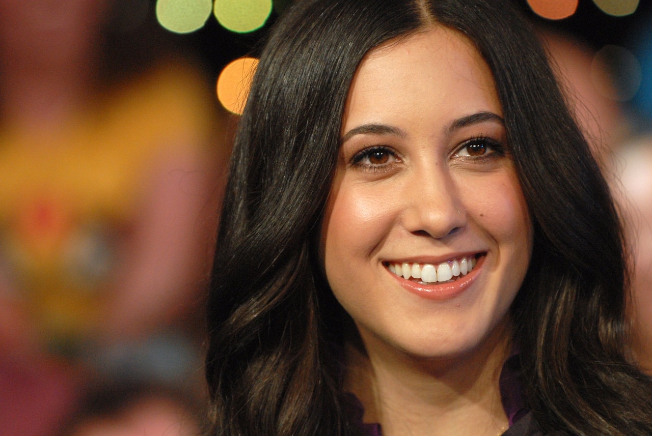 1280x860 Vanessa Carlton The Trent, Desktop