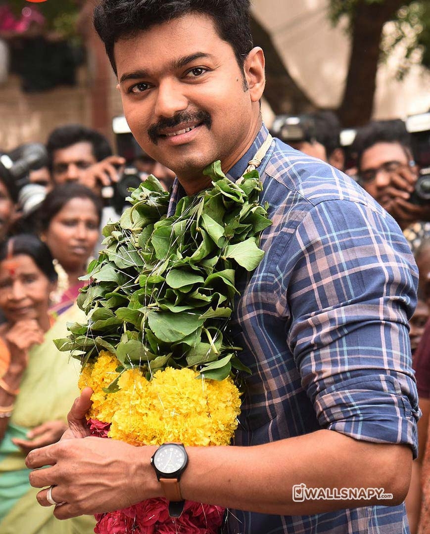 870x1080 Vijay mersal mass image 1080p, Phone