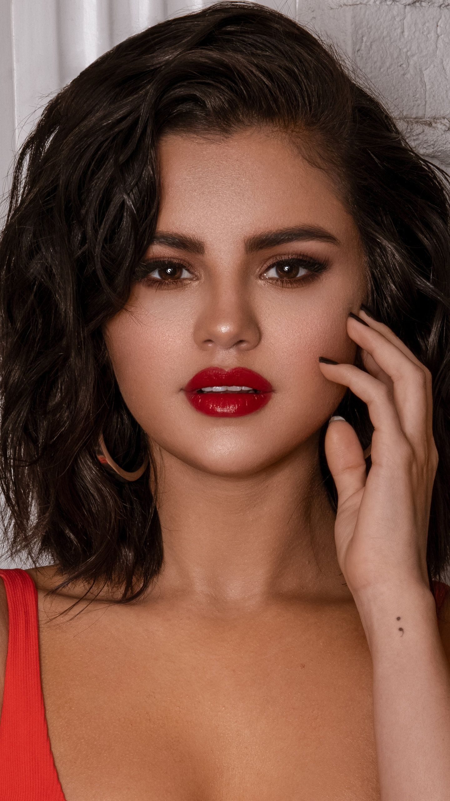 1440x2560 Free download Selena Gomez 2019 Latest HD Celebrities Wallpaper, Phone