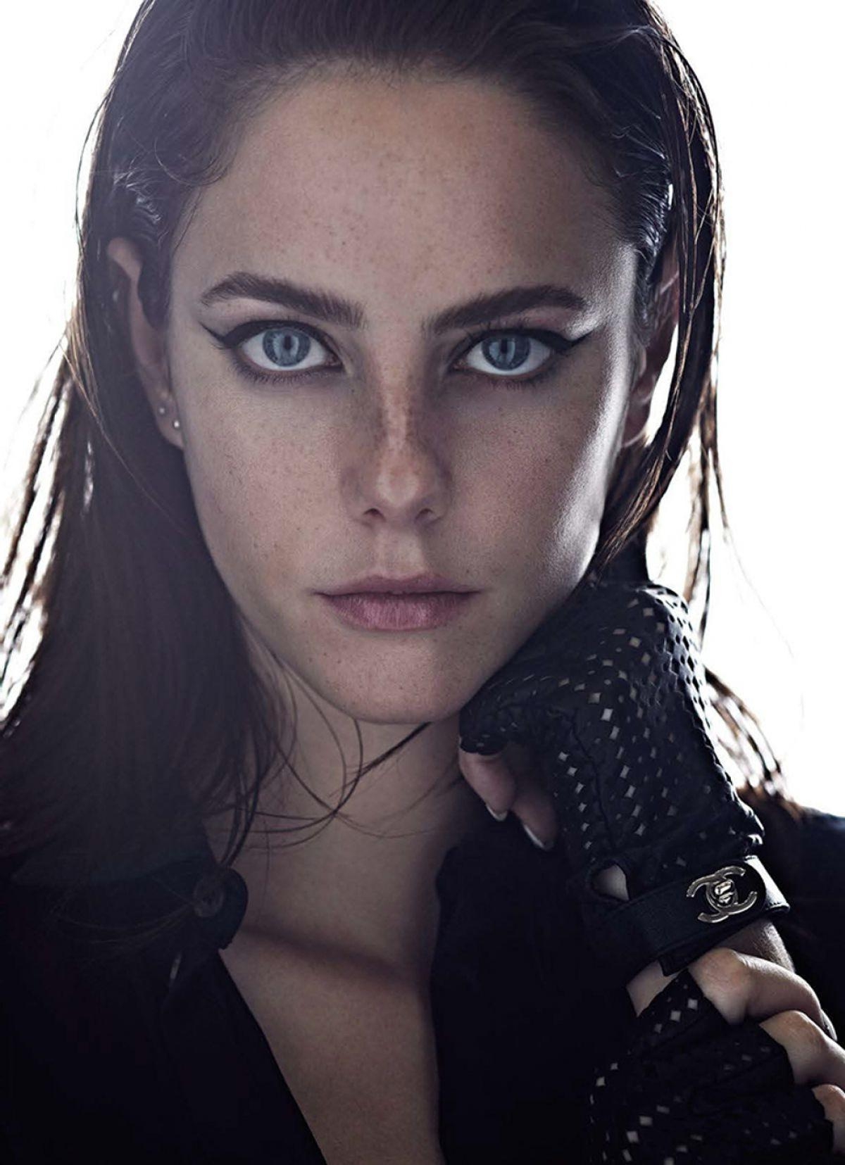 1200x1660 Kaya Scodelario Women Face Wallpaper And Background, Phone