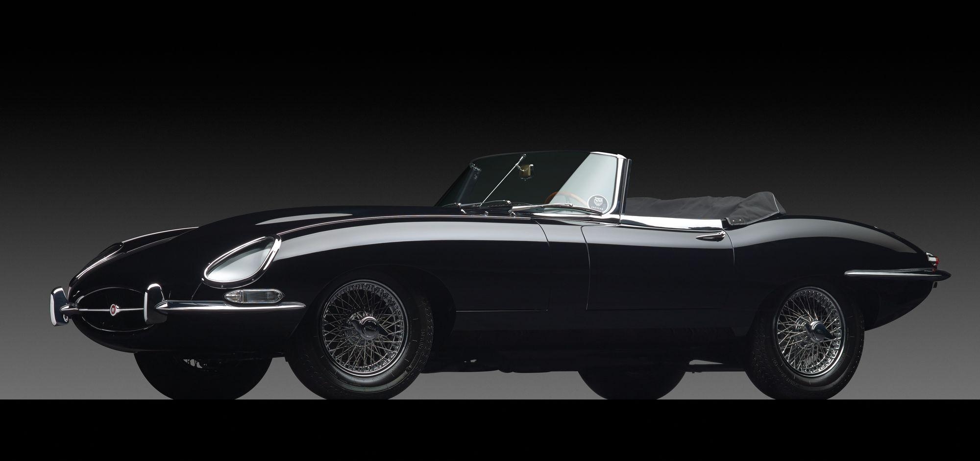 2000x950 best ideas about jaguar e type on jaguar xj datsun, Dual Screen