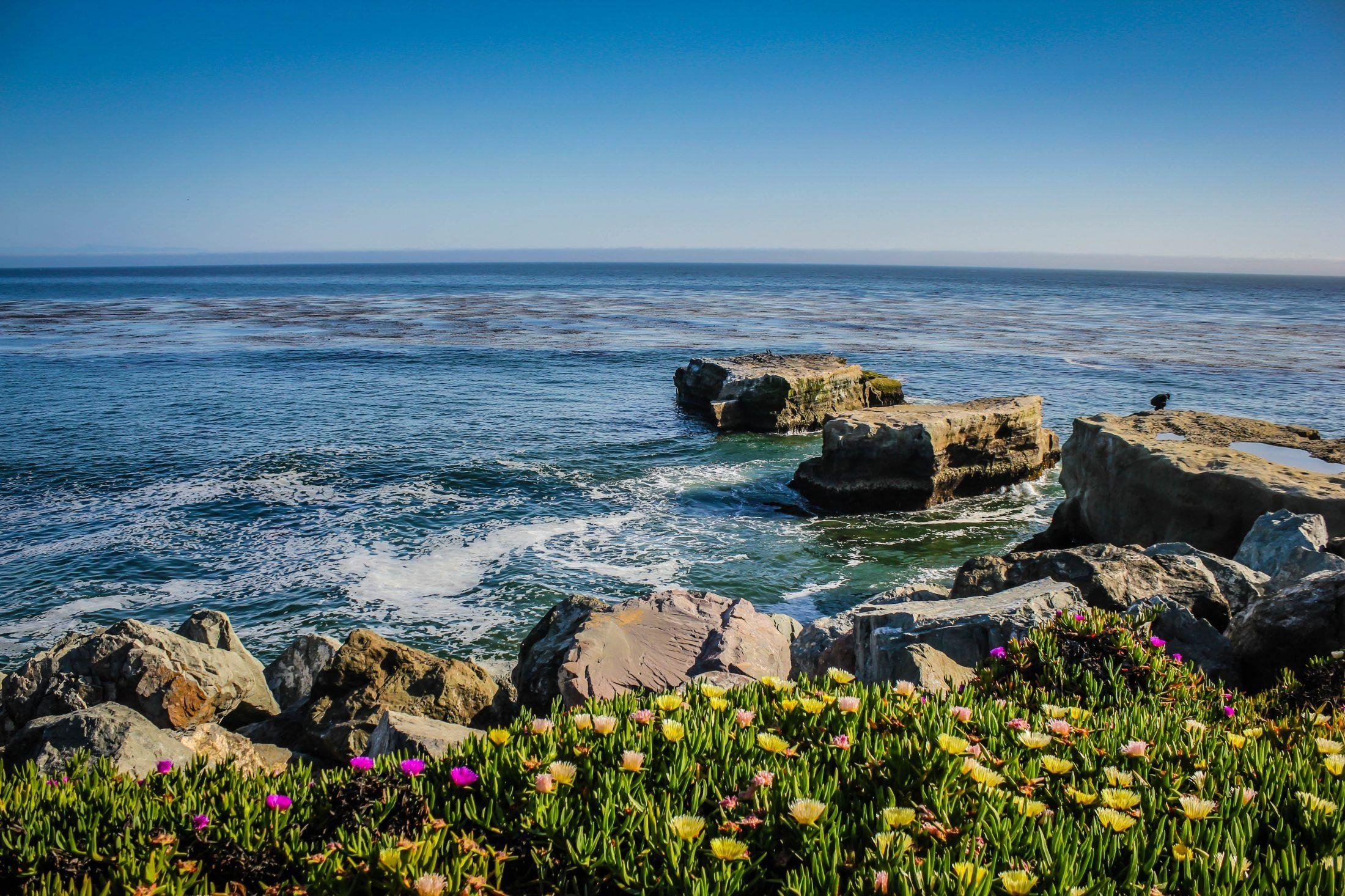 2200x1470 HD Wallpaper: The ocean view from Santa Cruz, CA, Desktop