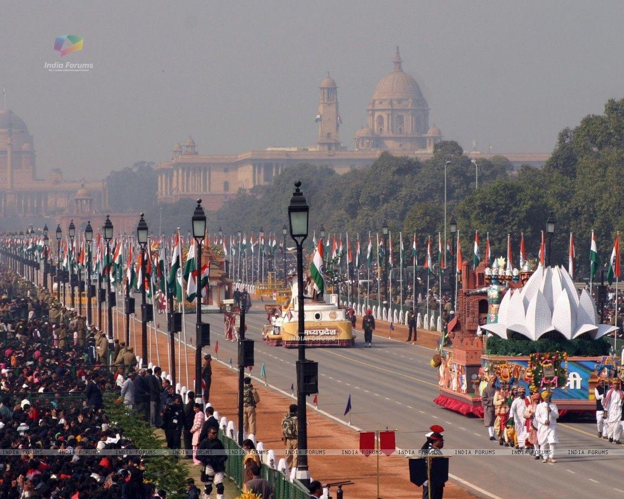 1280x1030 Wallpaper Republic Day parade at Rajpath in New Delhi on Wed, Desktop