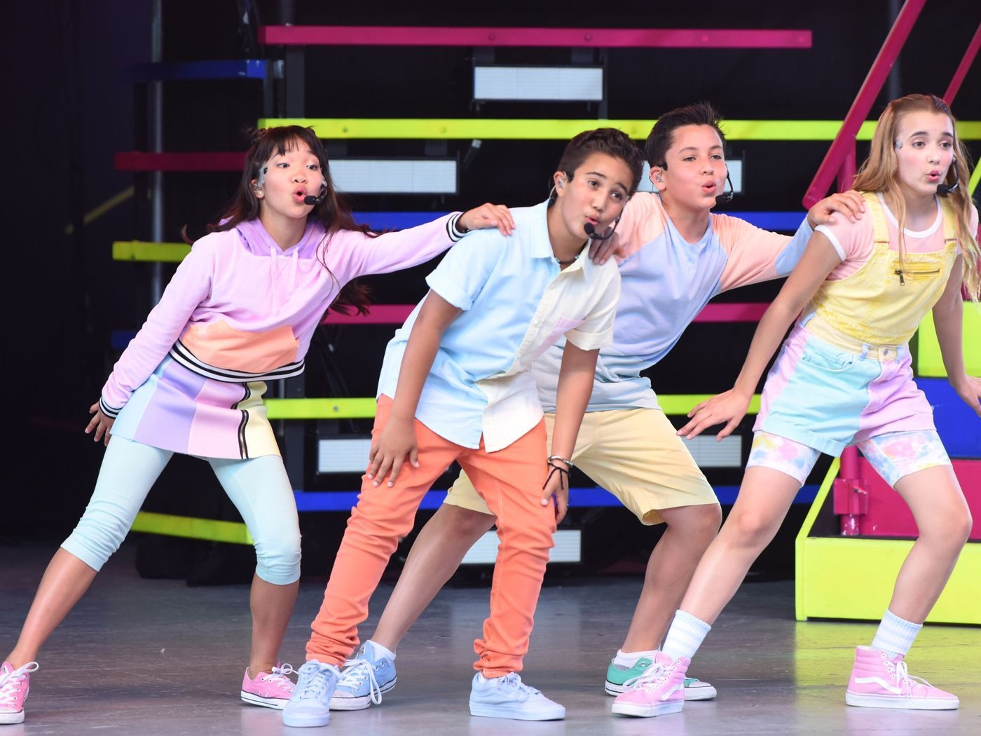 1400x1050 Why Kidz Bop's “censored” music is problematic, Desktop