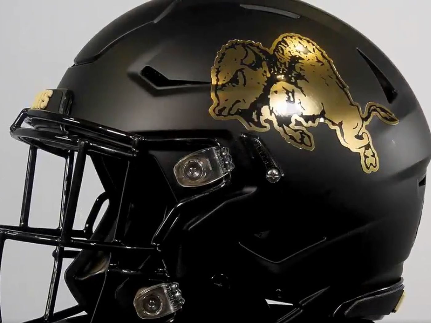 1400x1050 Colorado unveils original logo helmets for USC Ralphie Report, Desktop