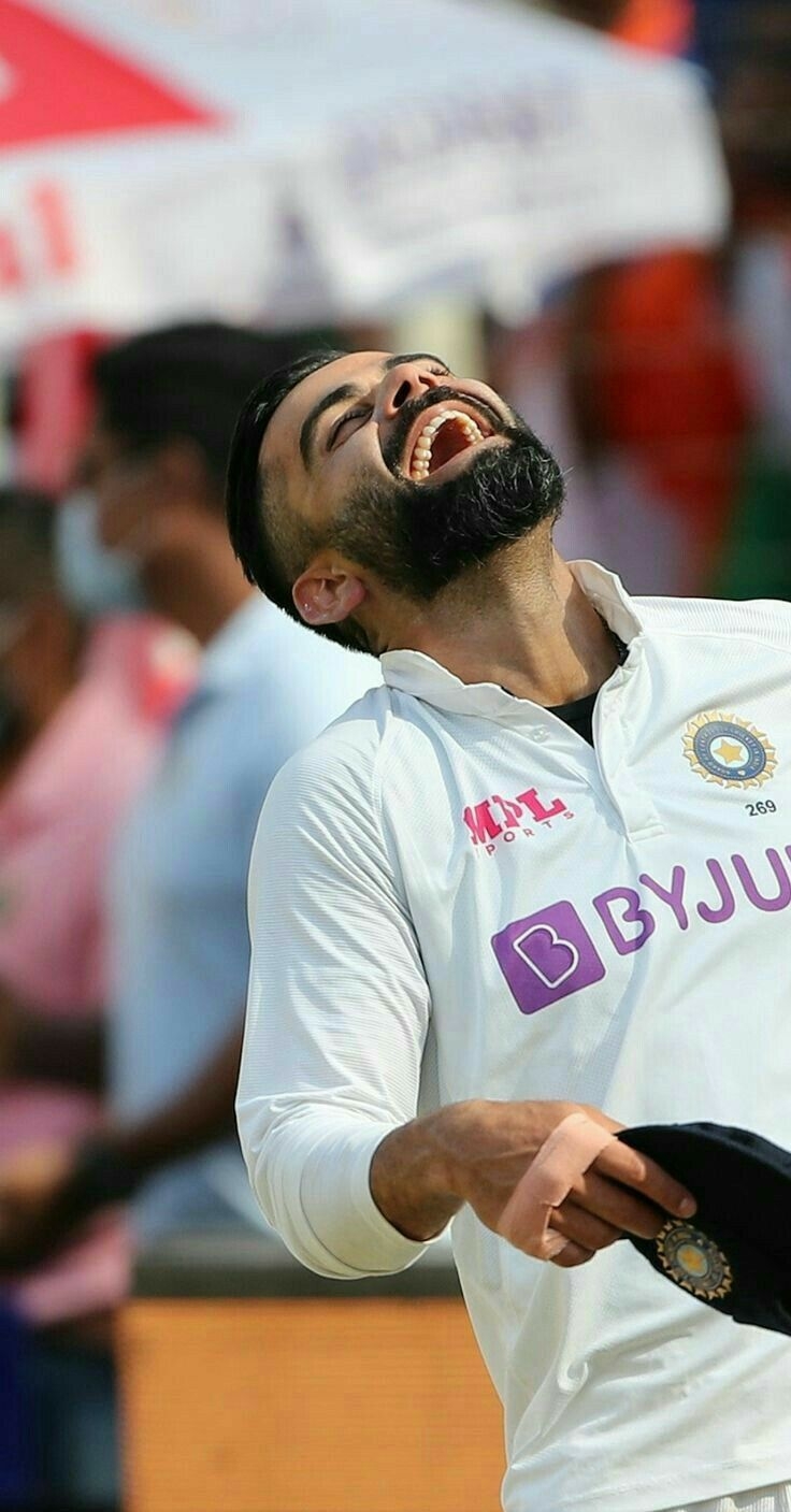 740x1410 Haye! Ye Smile❤️❤️❤️❤️❤️❤️❤️❤️❤️❤️❤️❤️❤️. Virat kohli wallpaper, Virat kohli and anushka, Ms dhoni photo, Phone