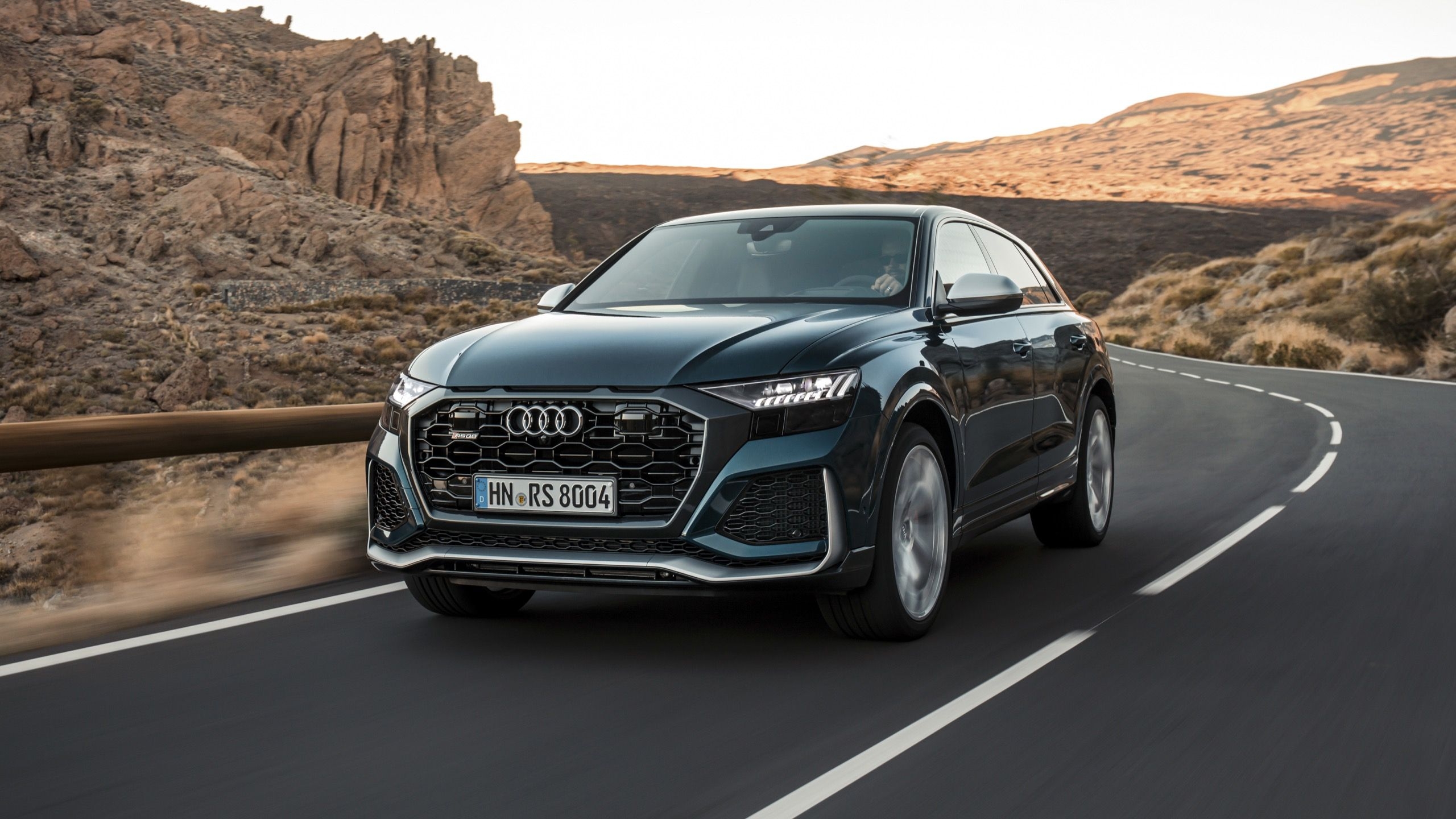 2560x1440 Audi RS Q8 Review. Photo, specs, impressions, Desktop