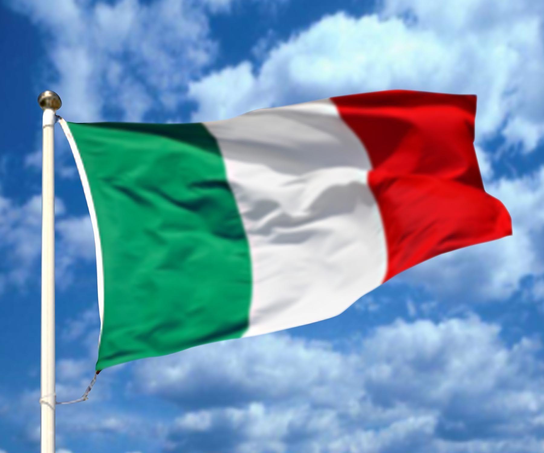 1800x1500 italian flag image, Desktop