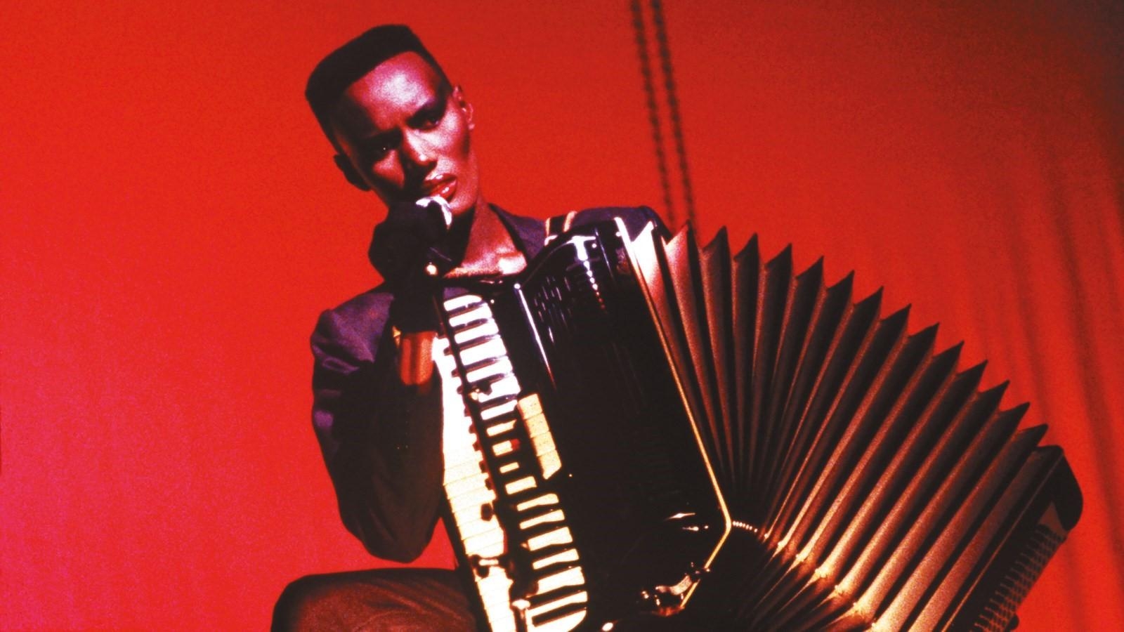 1600x900 Grace Jones Wallpaper Image, Desktop