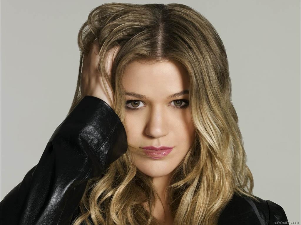 1030x770 Kelly Clarkson, Desktop