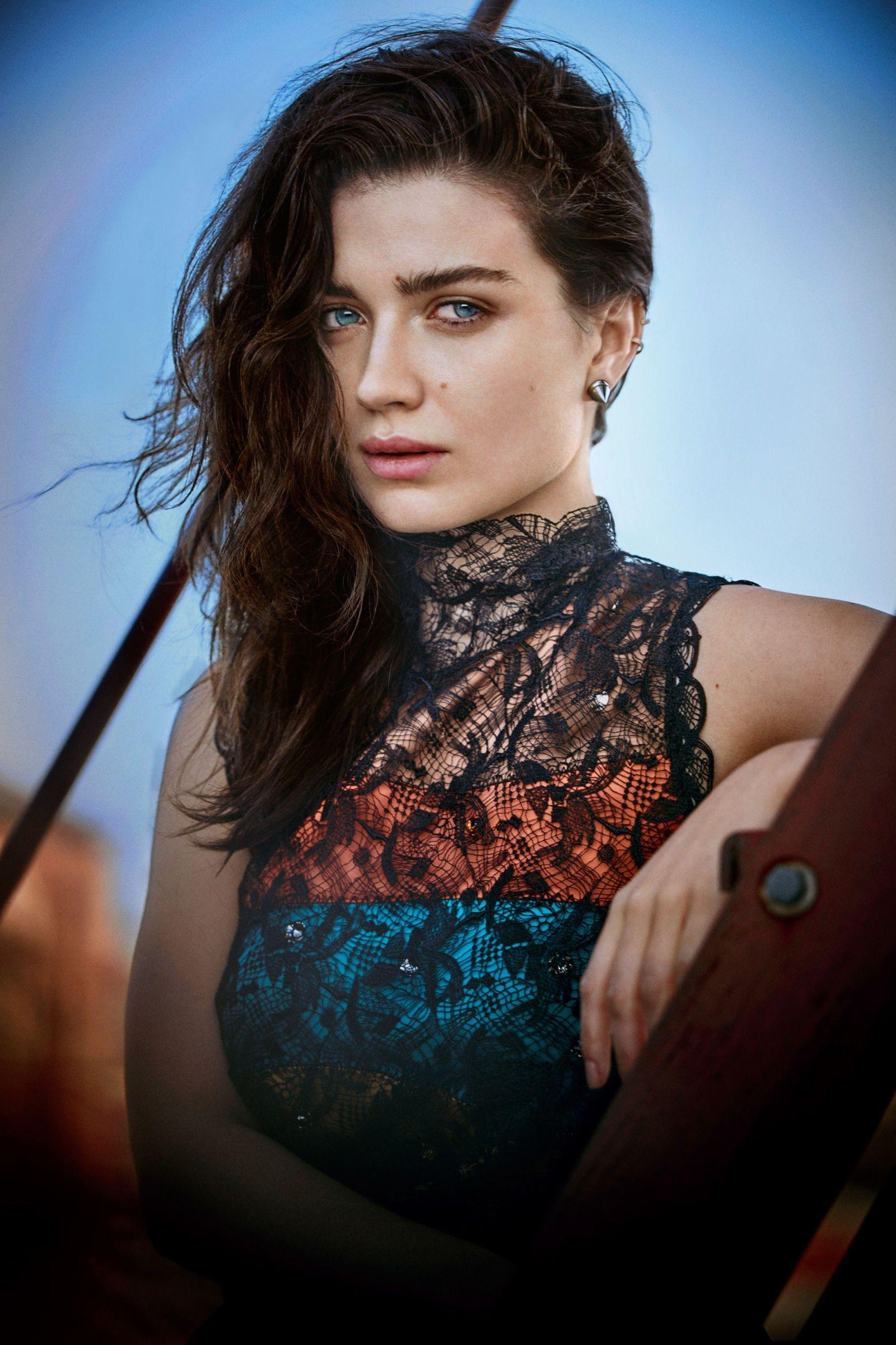 1600x2400 Ingenue: Eve Hewson. T&C Modern Swans. Ireland fashion, Fashion, Phone