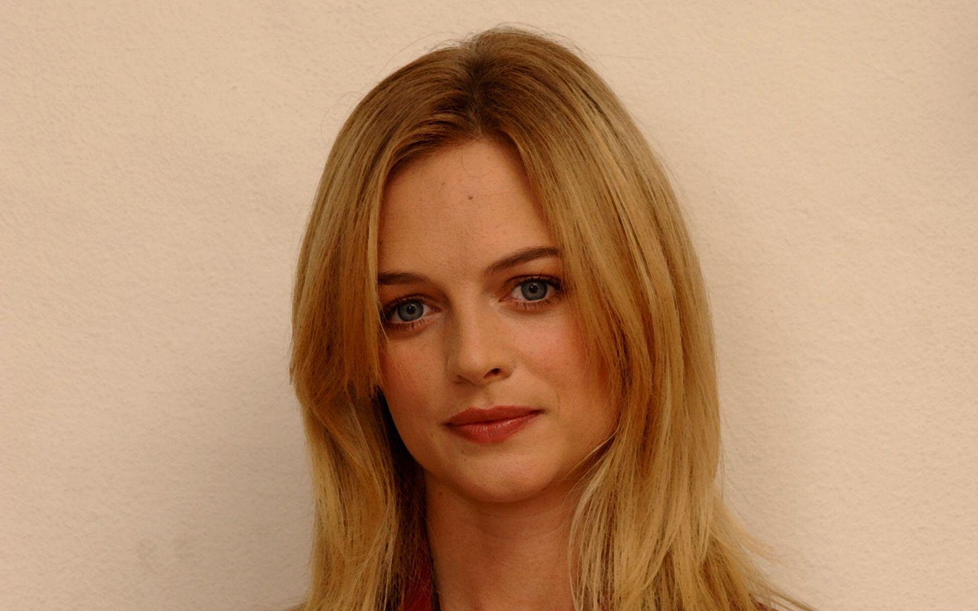 1920x1200 Heather Graham HD Wallpaper for desktop download, Desktop