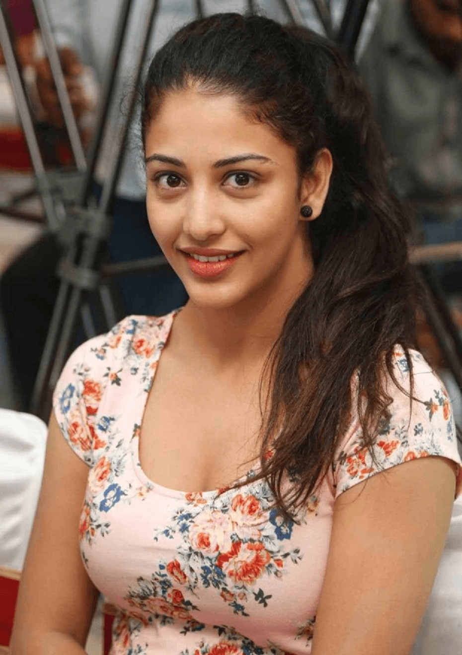 930x1320 South Indian Actress HD Wallpaper, Phone