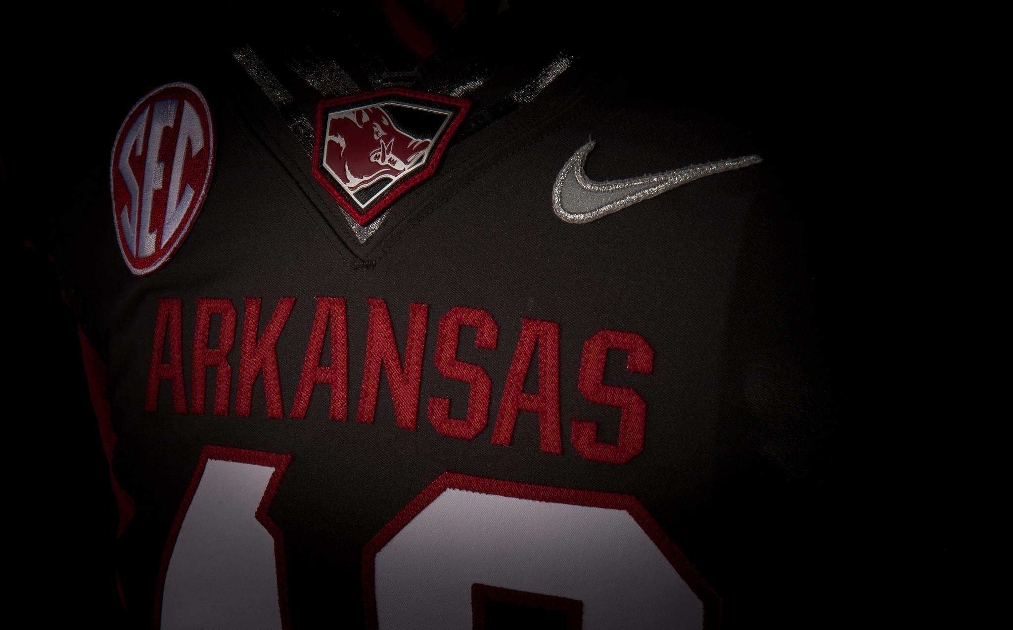 2050x1280 ARKANSAS RAZORBACKS college football wallpaperx1275, Desktop