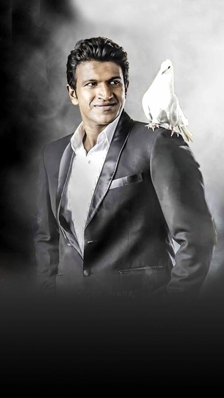 720x1280 Handsome Actor with a Bird on His Shoulder, Phone