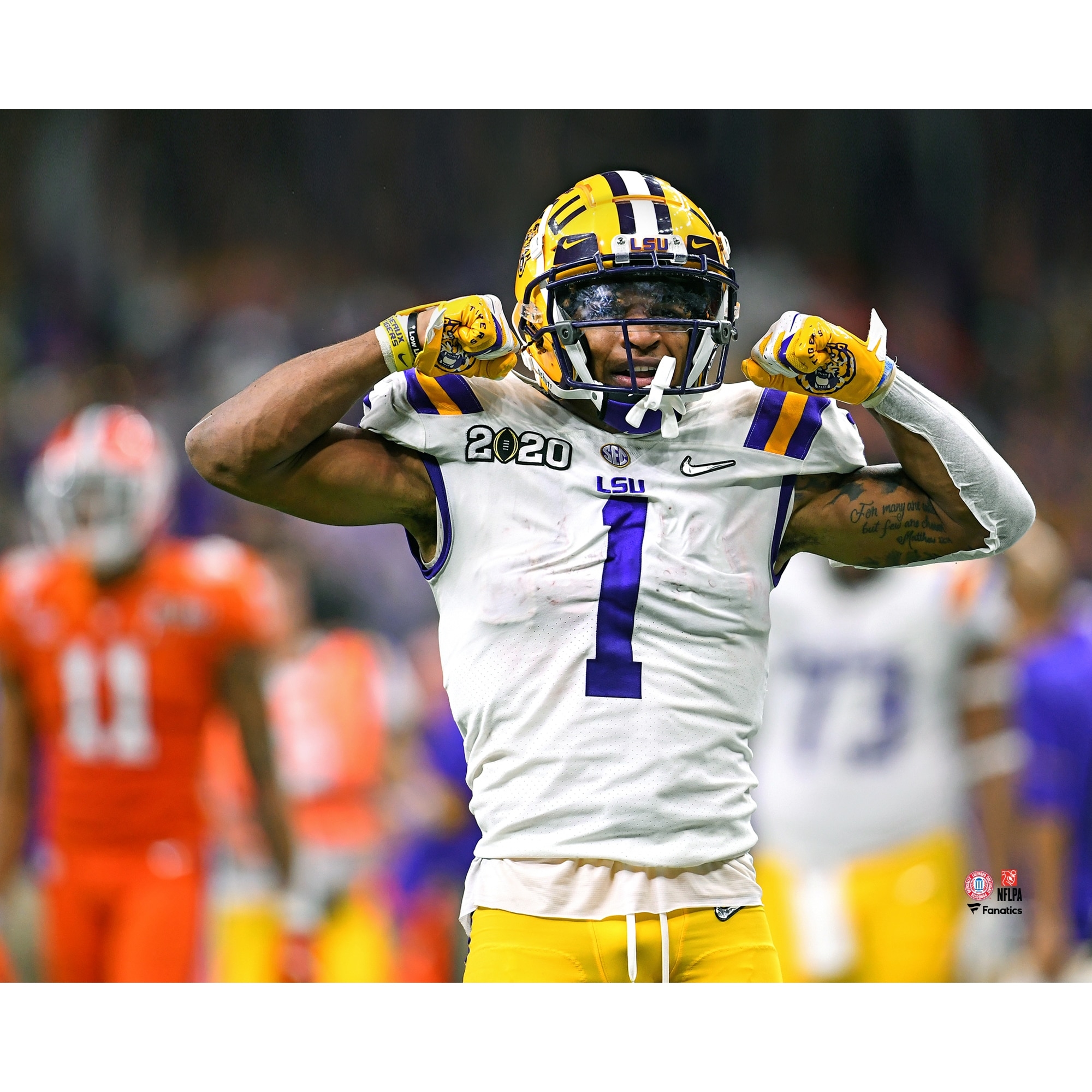 2000x2000 Ja'Marr Chase LSU Tigers Unsigned Flexing Photograph, Phone