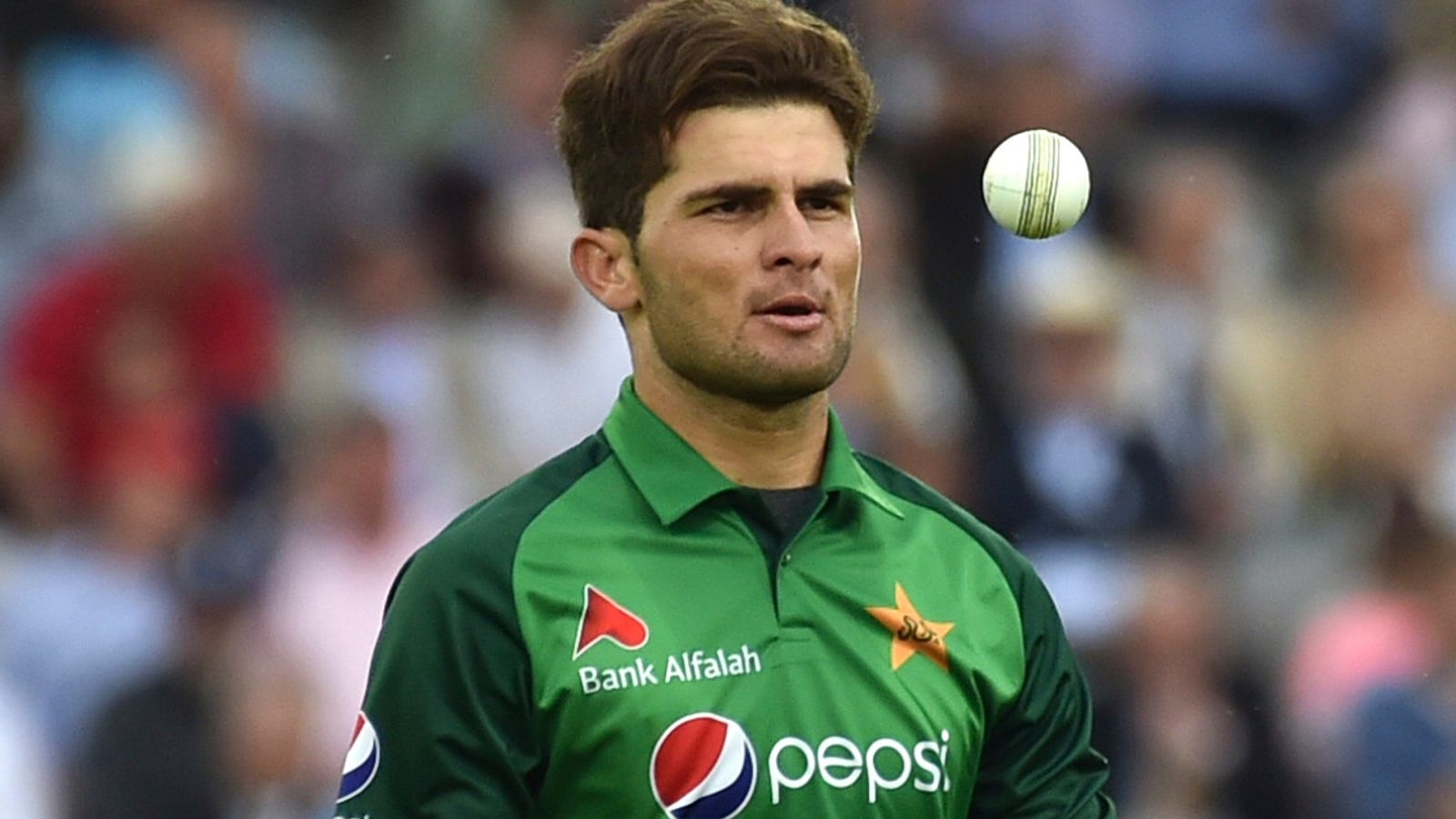 1600x900 Shaheen Shah Afridi: Middlesex sign Pakistan pace bowler for 2022 season, Desktop