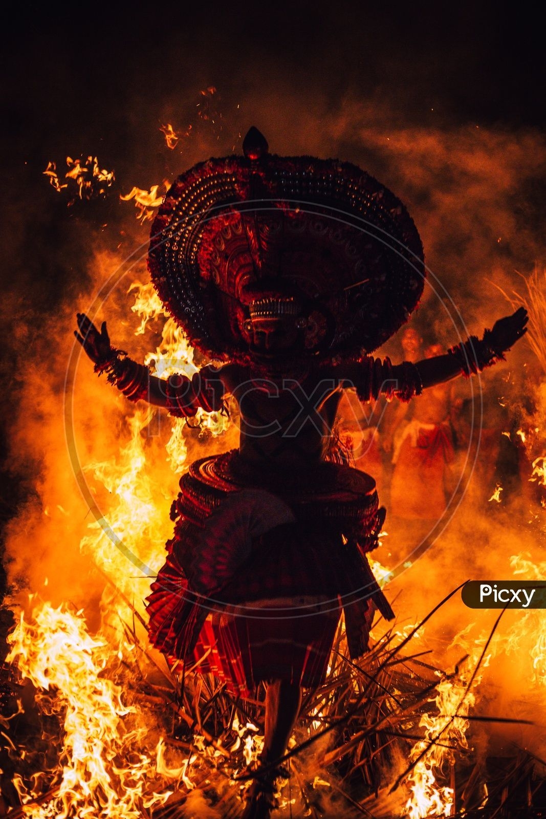 1070x1600 Theyyam Wallpaper Free Theyyam Background, Phone