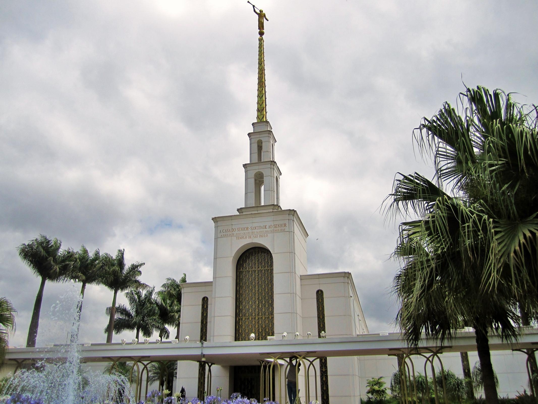 2140x1600 São Paulo Brazil Temple, Desktop