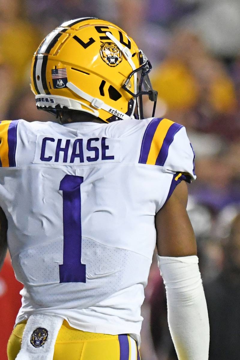 800x1200 EYE ON THE TITLE: Ja'Marr Chase's parents are excited to watch son, Tigers play in CFP Semifinal, Phone