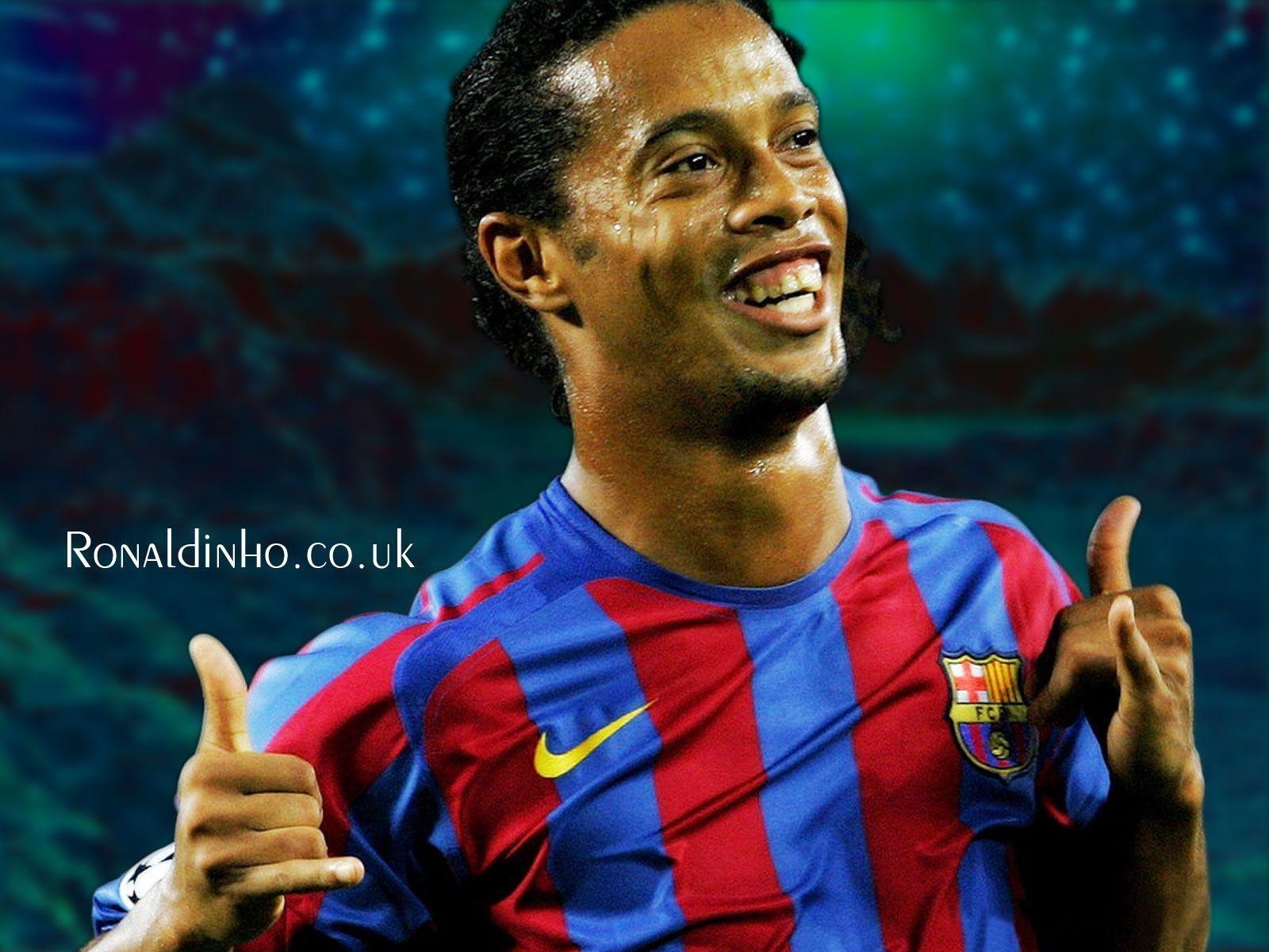 1600x1200 Ronaldinho Wallpaper 31 Hd Wallpaper G4mnwfbb. Ronaldinho HD, Desktop