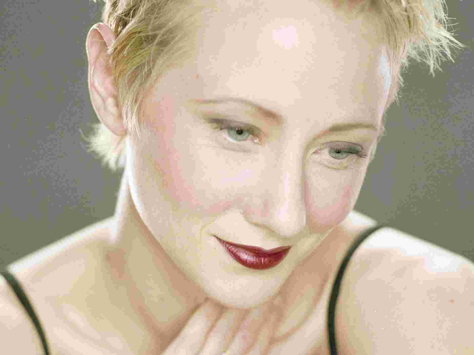 1600x1200 HD Wallpaper, Anne Heche HD Wallpaper, Desktop