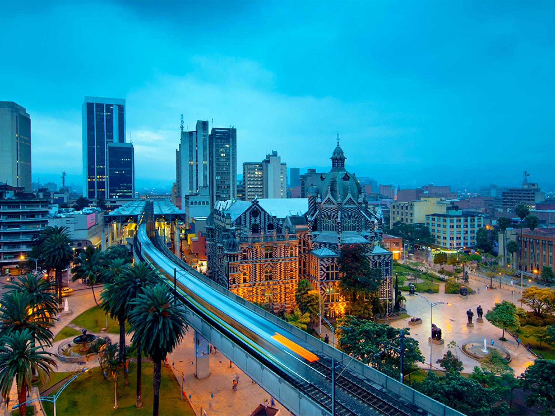 1900x1430 Medellin, Colombia, Picture - National Geographic Travel, Desktop