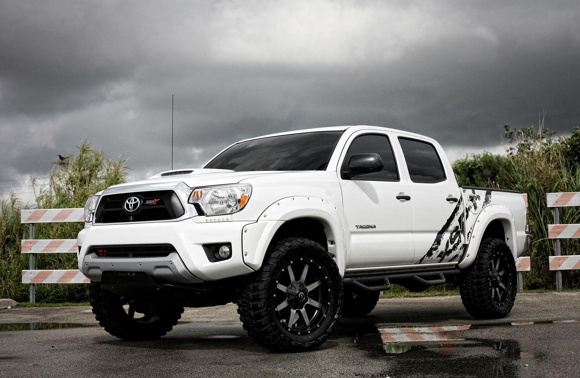 2000x1310 Amazing White Toyota Tacoma on WallpaperMade, Desktop