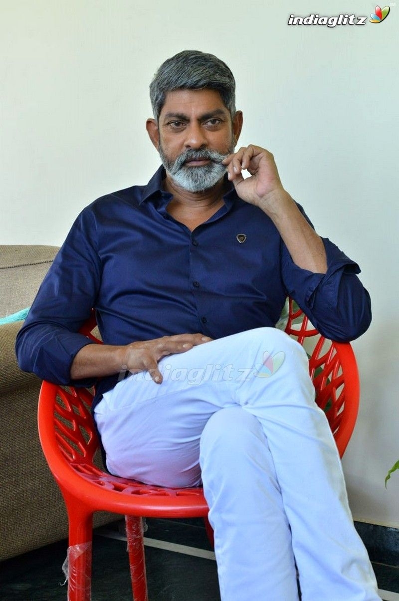 800x1210 Jagapathi Babu Photo Actor photo, image, gallery, stills and clips, Phone