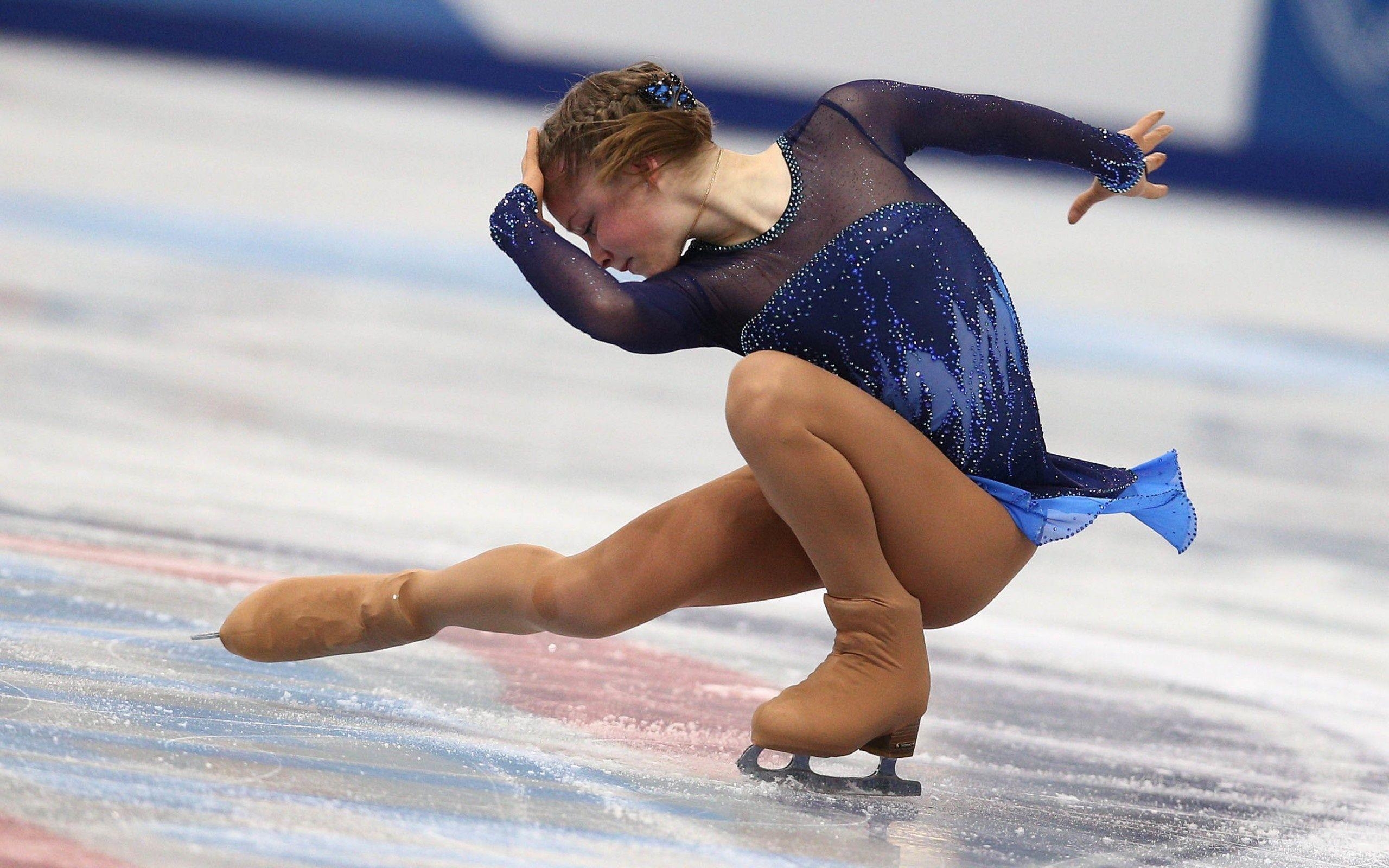 2560x1600 Wallpaper Yulia Lipnitskaya, skater, ice, Sochi olympic games, Desktop