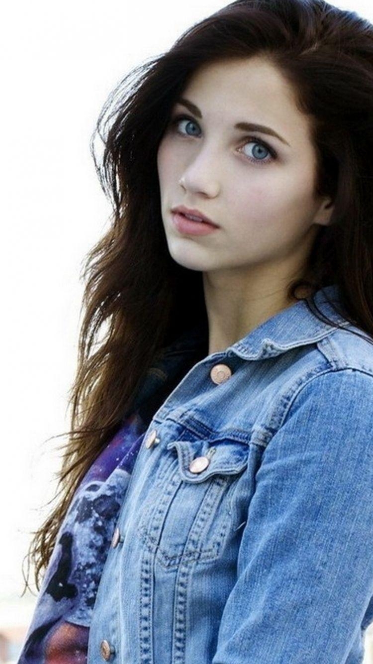 750x1340 IPhone 7 Emily Rudd, Phone