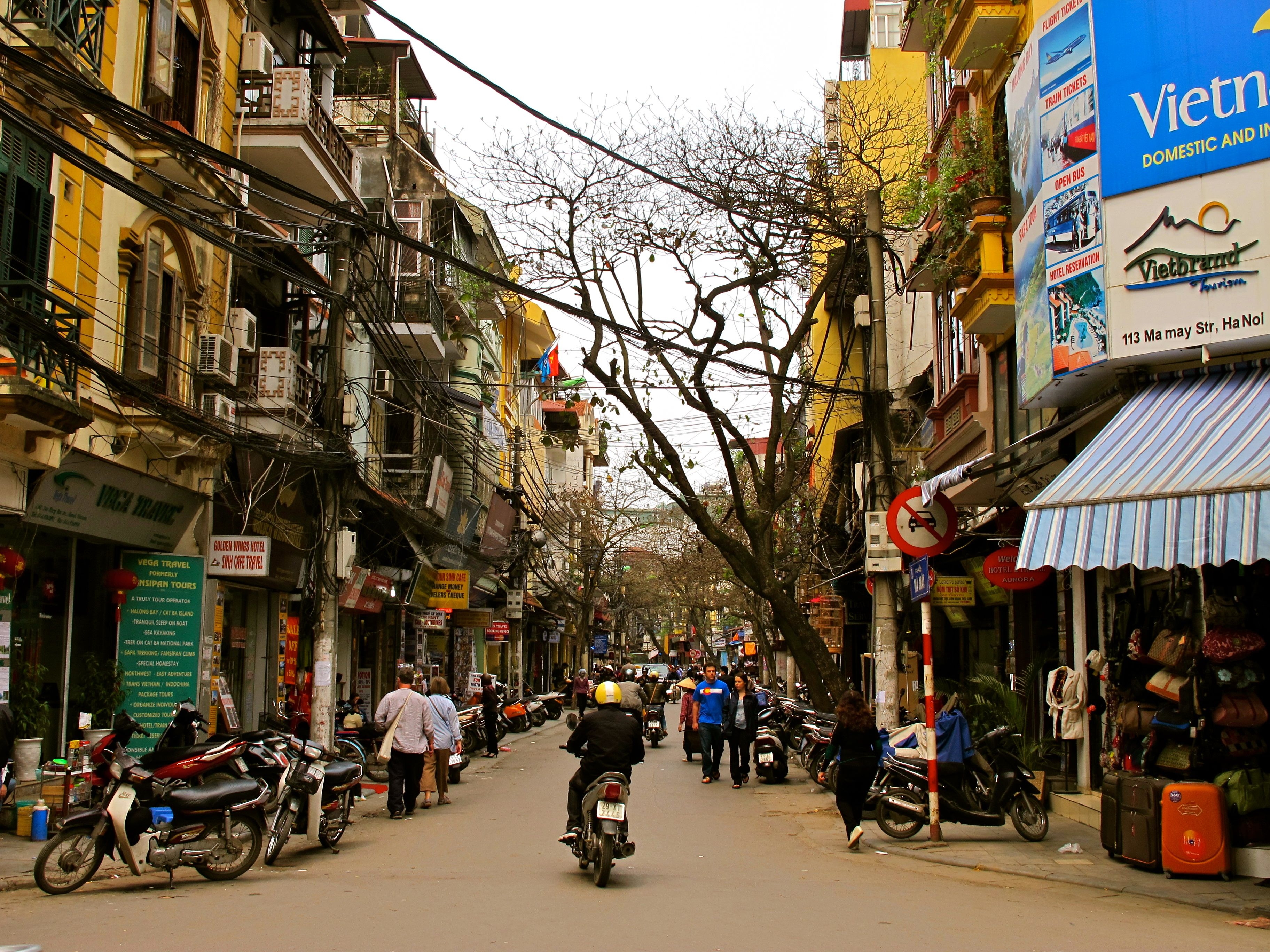 3650x2740 The Hanoi city photo and hotels, Desktop