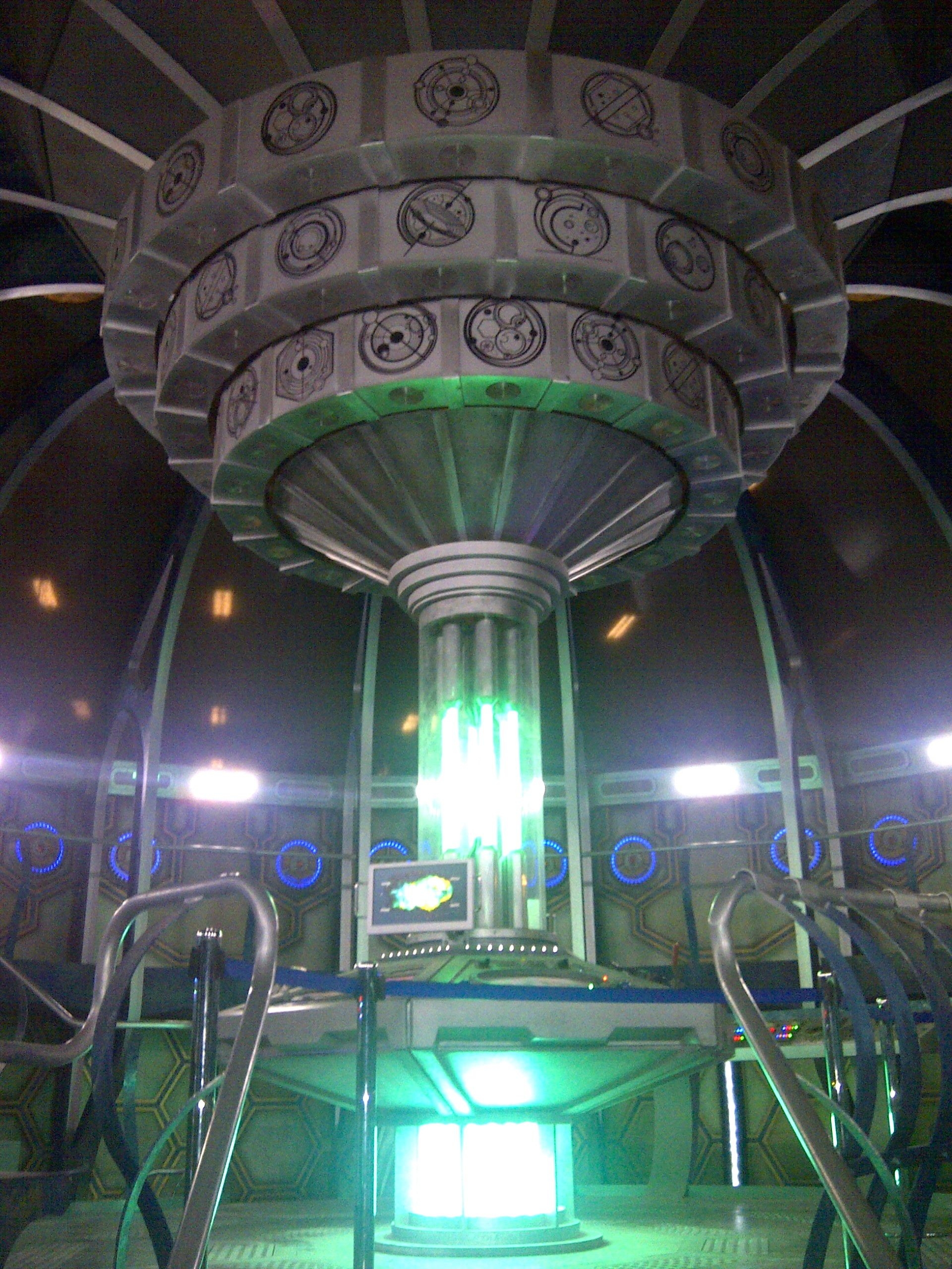 1920x2560 11th Doctor Who Tardis Interior.wallpapertip.com, Phone