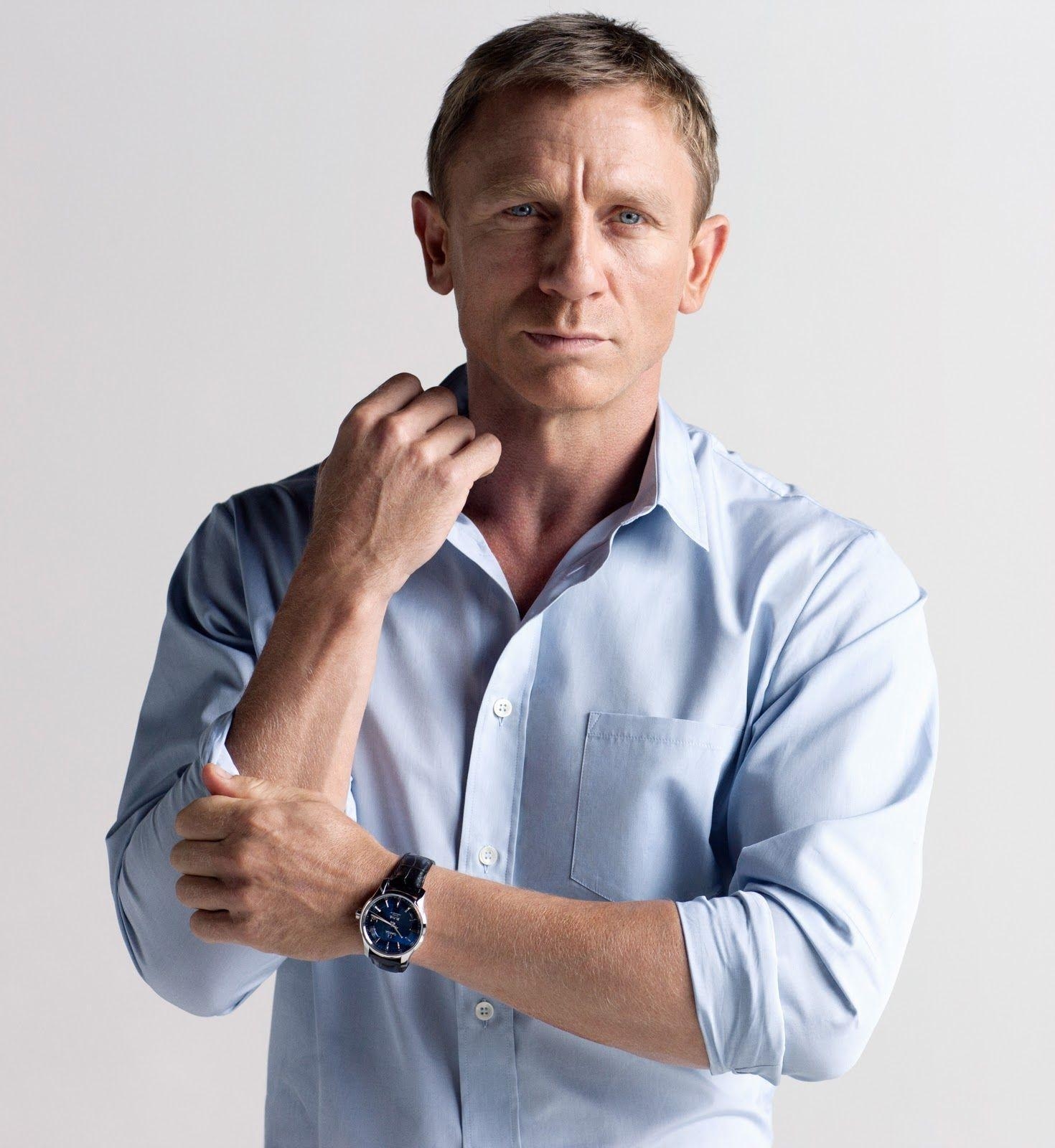 1470x1600 Daniel Craig Wallpaper High Quality, Phone