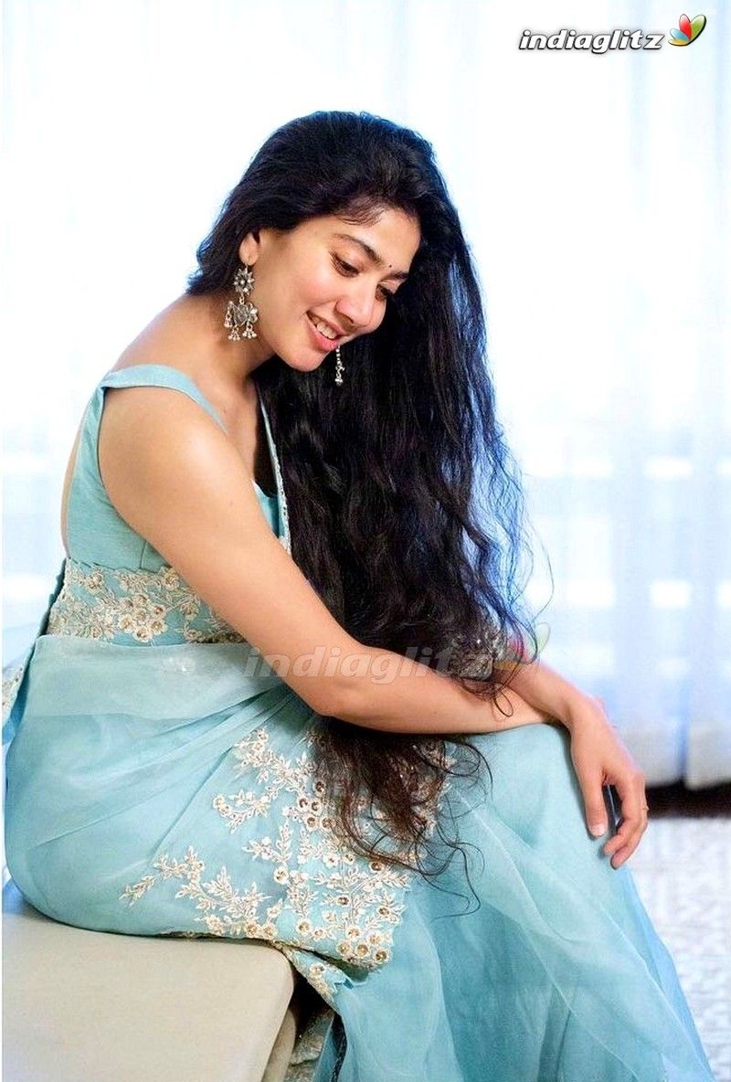 800x1190 Sai Pallavi Photo Actress photo, image, gallery, stills and clips, Phone