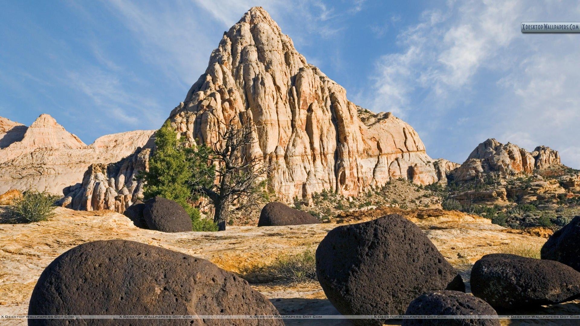 1920x1080 Pectol's Pyramid Capitol Reef National Park, Utah Wallpaper, Desktop