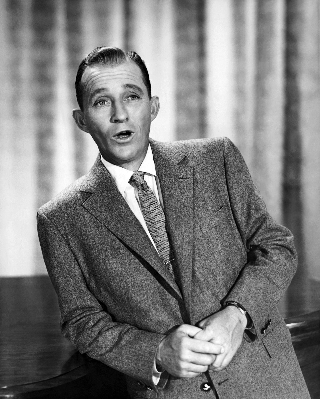 1300x1620 Bing Crosby. The Range Place, Phone