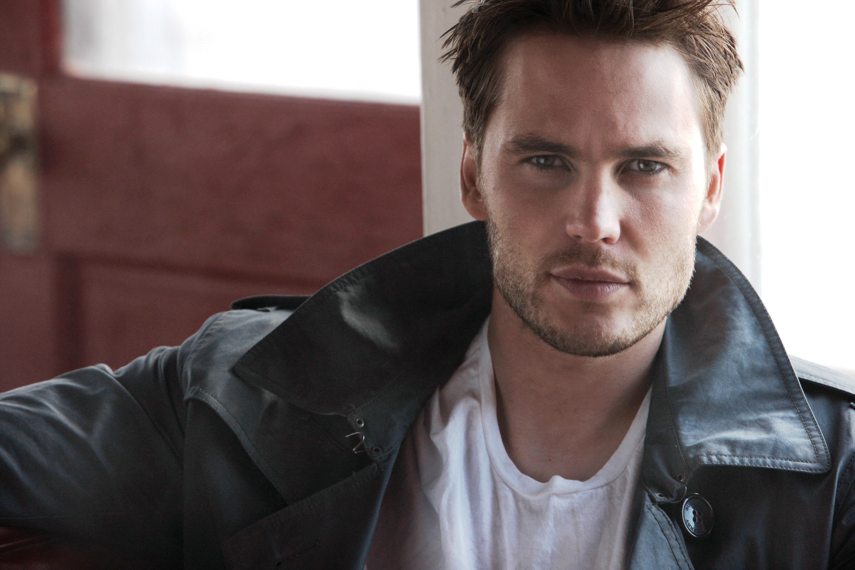 2880x1920 Man Taylor Kitsch an actor wallpaper, Desktop