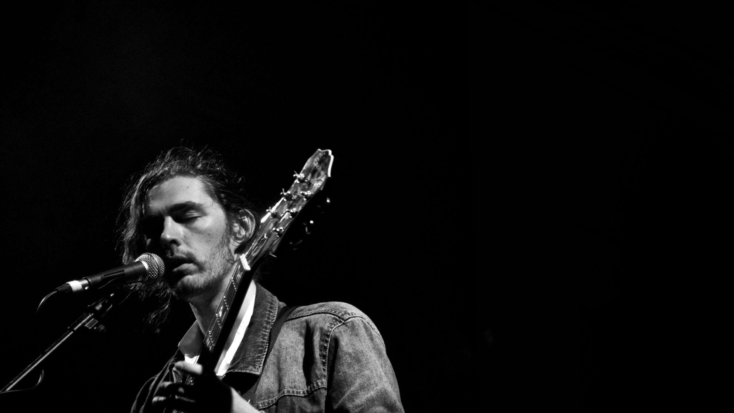 2560x1440 Hozier Singer, Hozier Concert Music Poster, Blues, Indie, Desktop