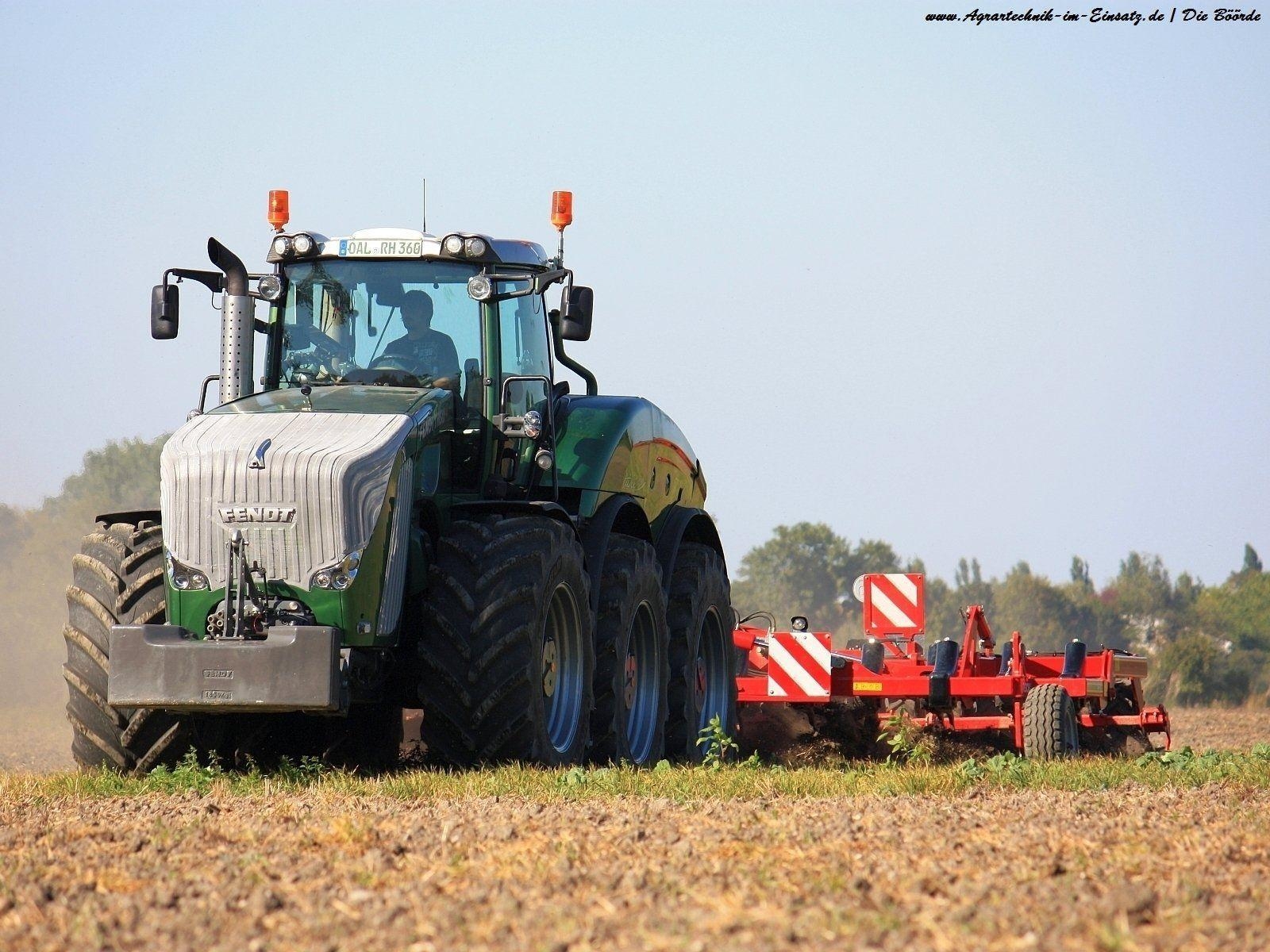 1600x1200 Fendt Trisix Tractor HD Wallpaper, Desktop